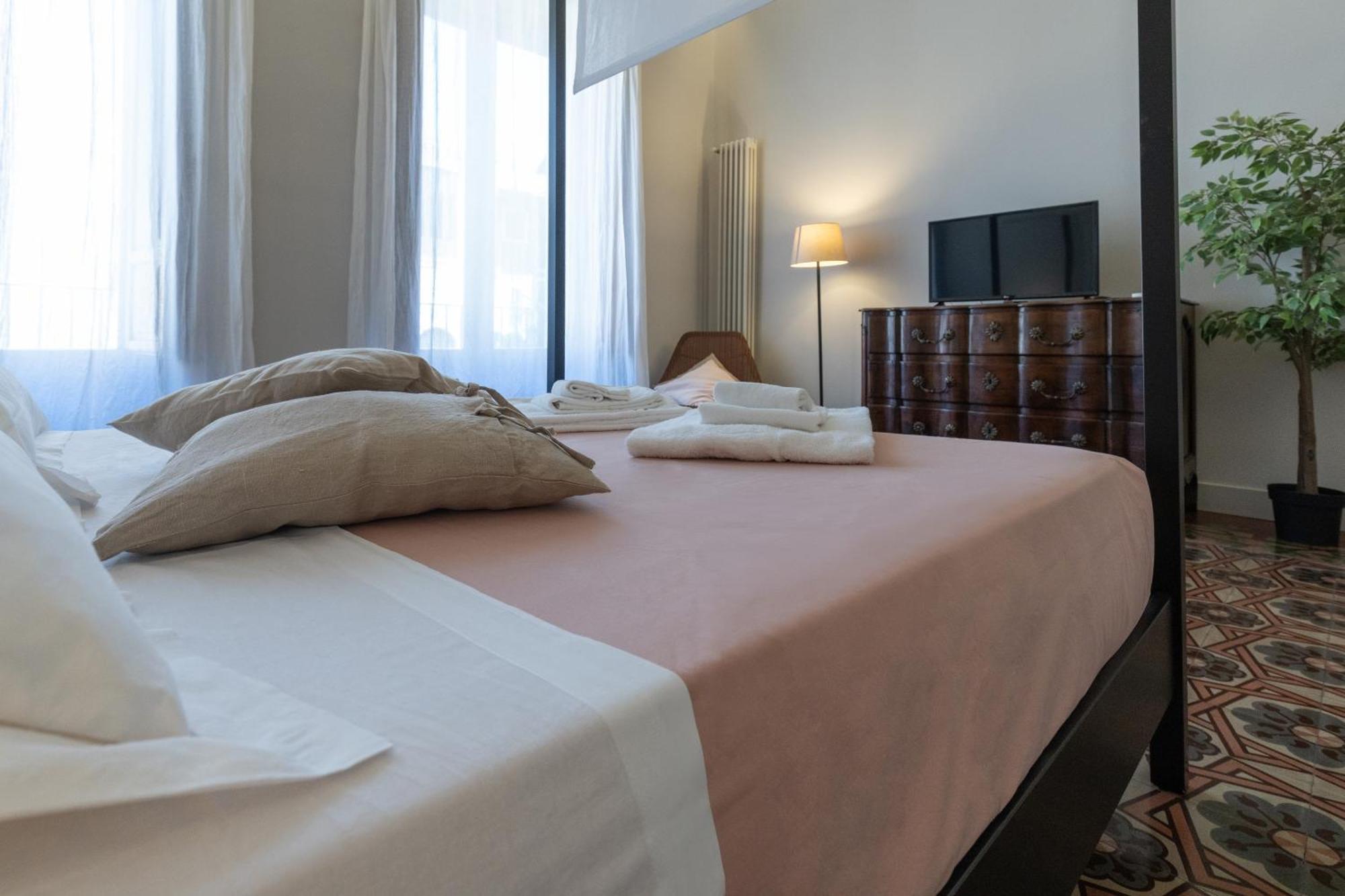 Mirone - Suite Apartments Catania Centro Ngoại thất bức ảnh