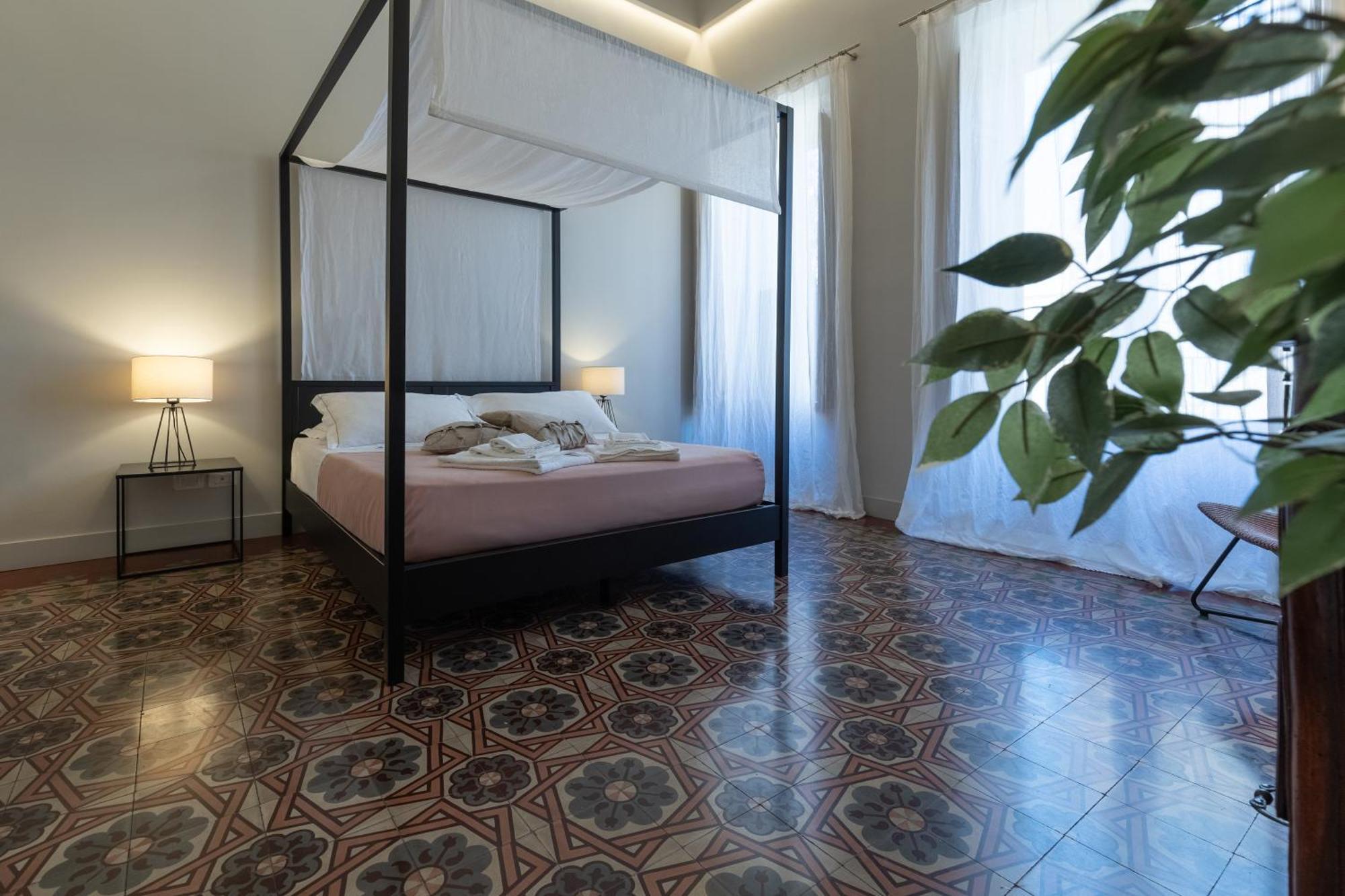 Mirone - Suite Apartments Catania Centro Ngoại thất bức ảnh